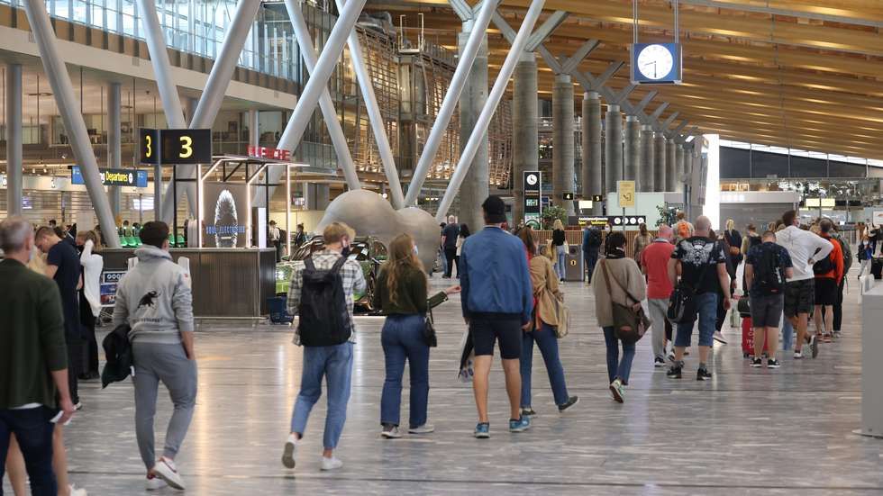 EU vil forlenge bruk av koronapass ved reise